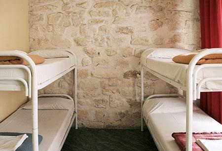 Lit dans Dortoir Mixte de 4 Lits